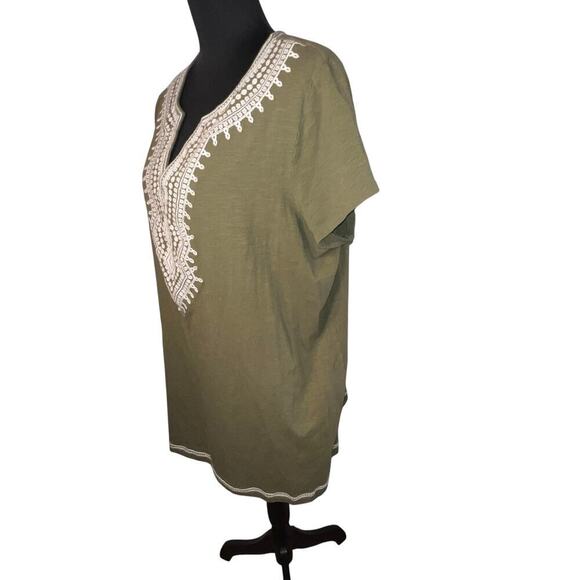 C Wonder Woman 1X Embroidered Neckline and Yolk Olive Bohemian Stretchy Tunic - Picture 3 of 9